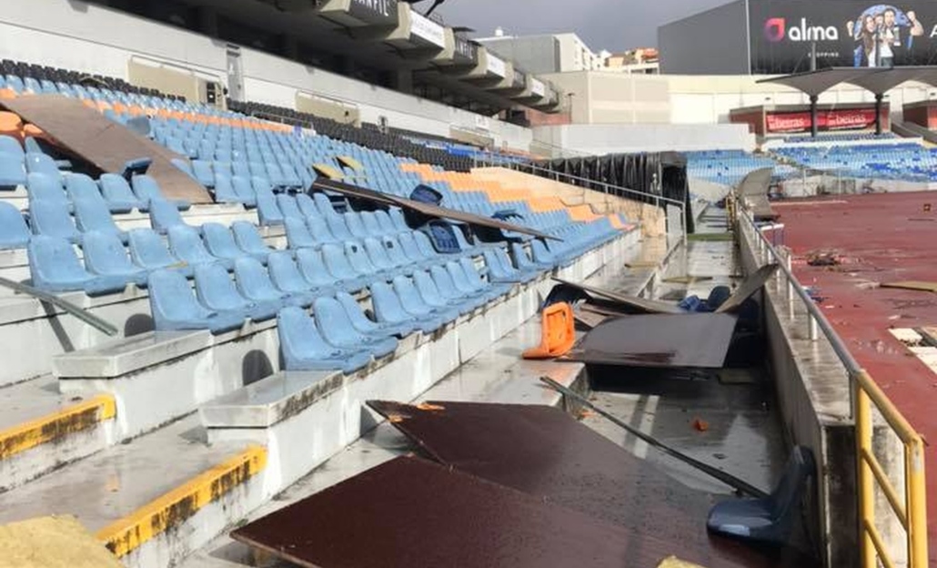 Estádio do Coimbra é o mais danificado após a passagem do Furacão Leslie