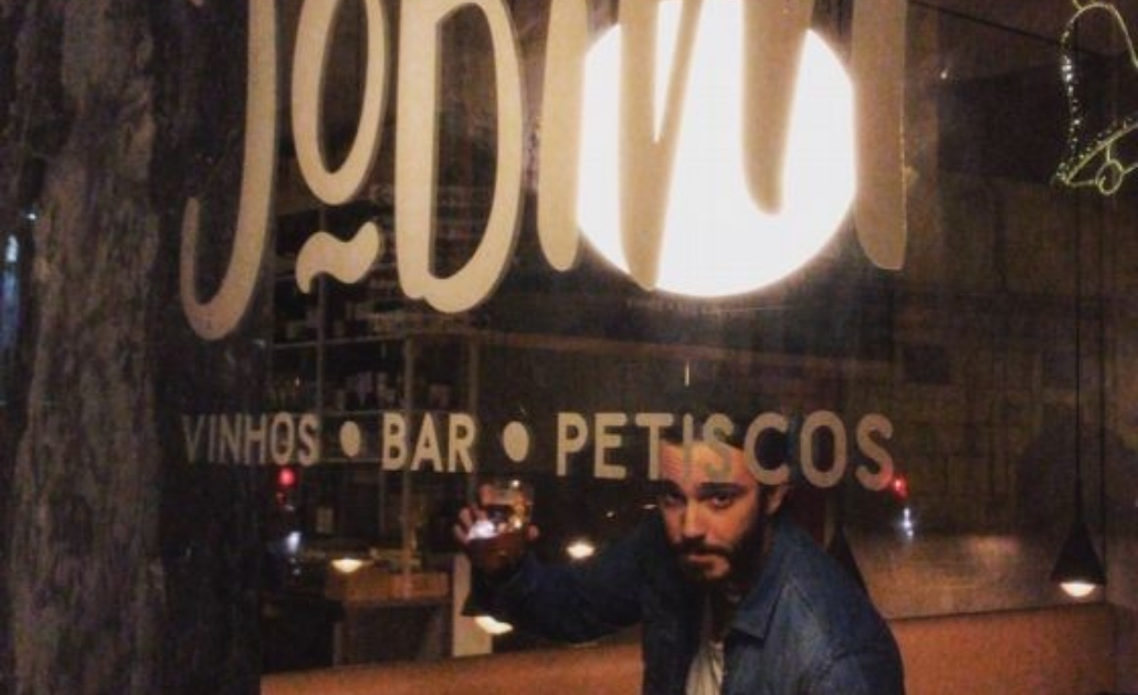 Thiago Rodrigues abre bar em Portugal
