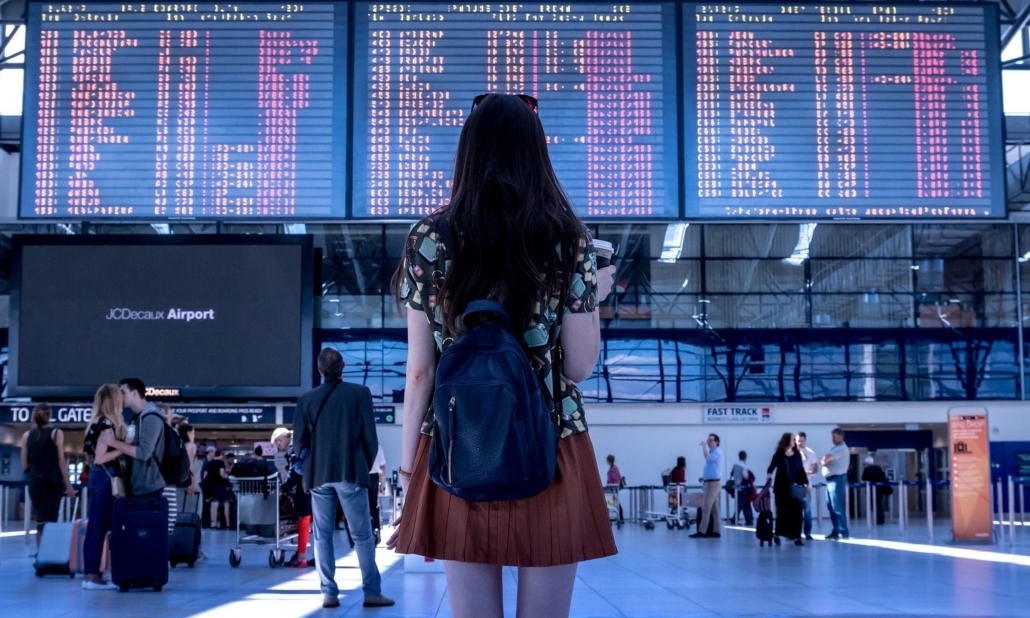 Brasileiros têm direito a atendimento médico gratuito em três países; saiba como emitir o documento