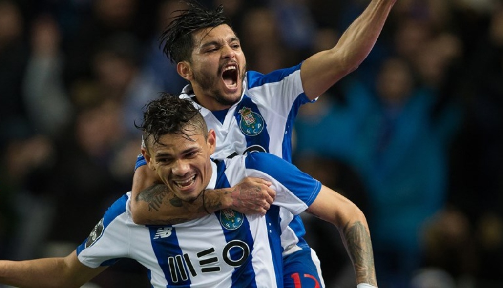 Com gols brasileiros, Porto sai na frente do Braga na Taça de Portugal