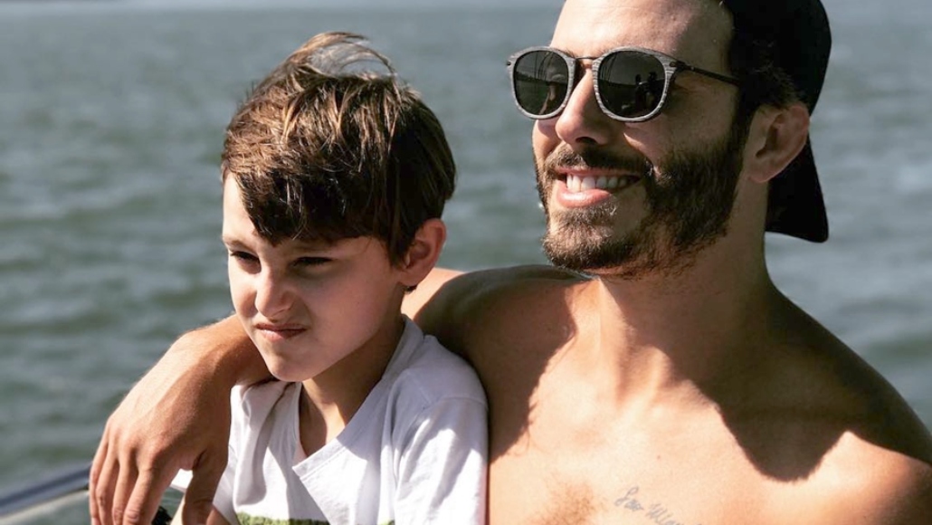 Morando e trabalhando em Portugal, Thiago Rodrigues lamenta a saudade do filho