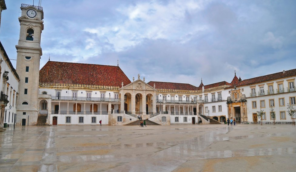 Como estudar em uma Universidade como a de Coimbra