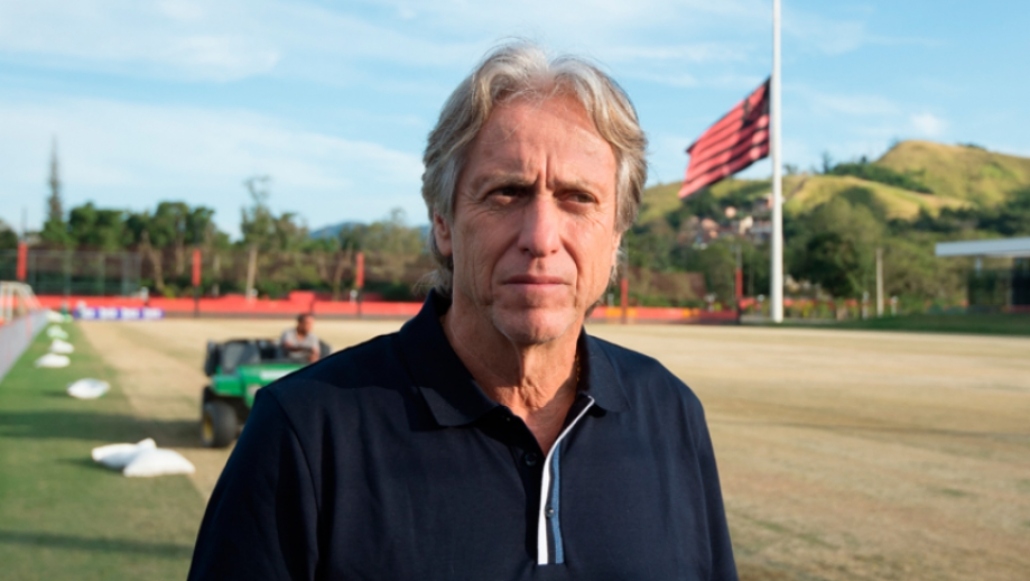 Chegada de Jorge Jesus ao Flamengo mobiliza imprensa portuguesa para o Brasil