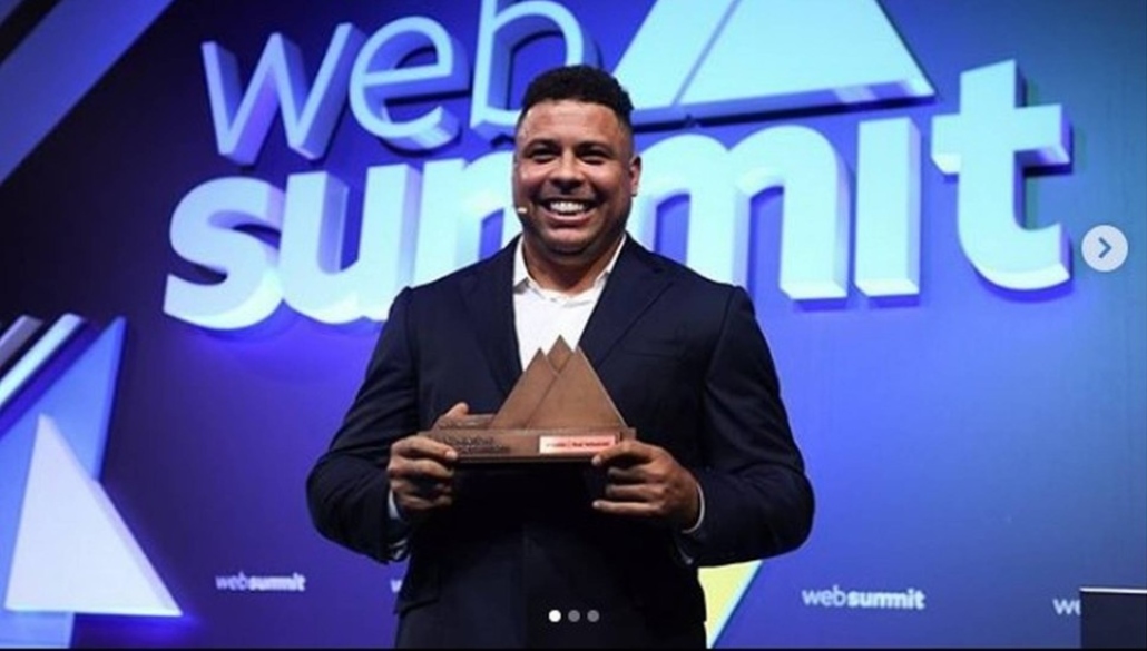 Ronaldo diz estar à procura de um clube em Portugal