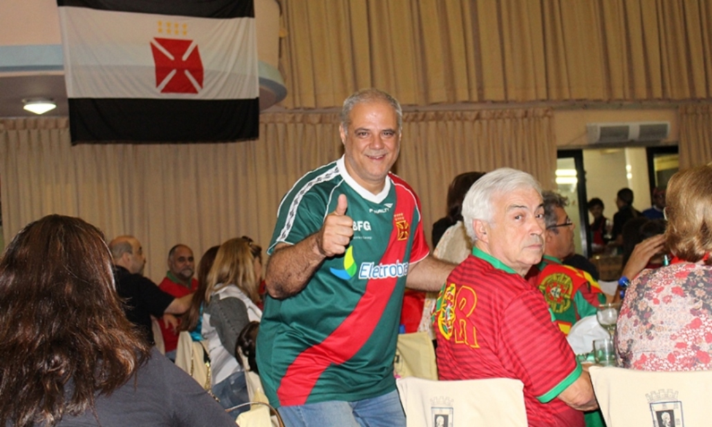 Portugueses vascaínos se dividem pelo conterrâneo e rival Jorge Jesus