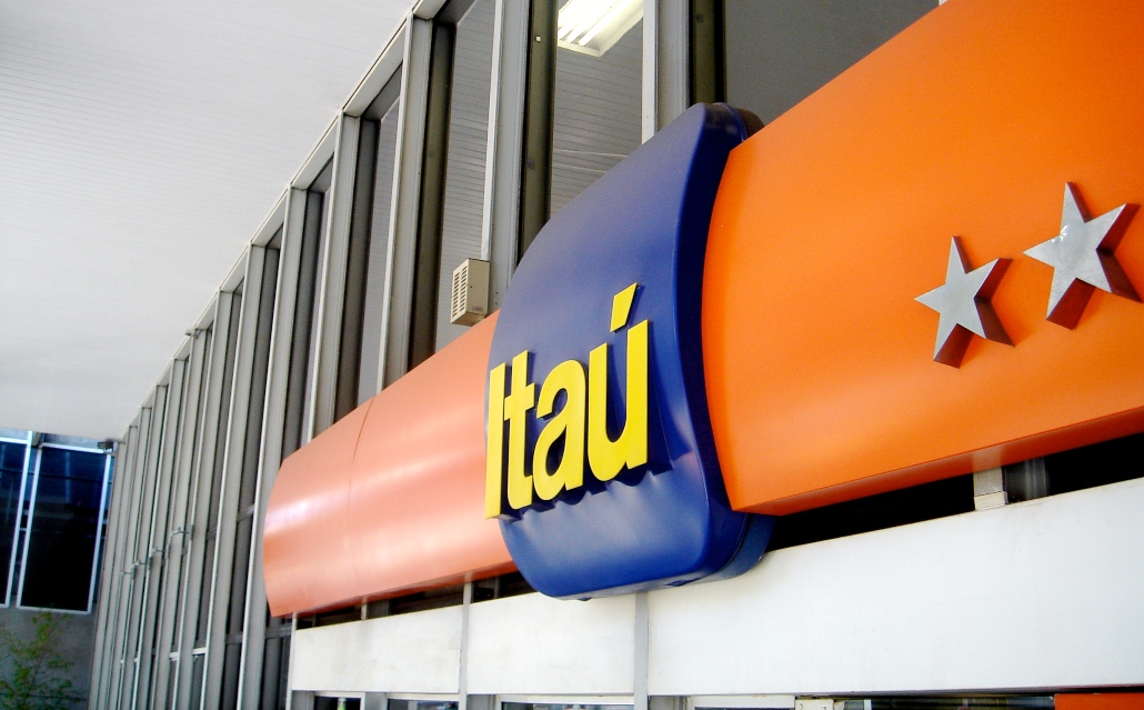 Bancos brasileiros ampliam participação em Portugal para atender maior demanda