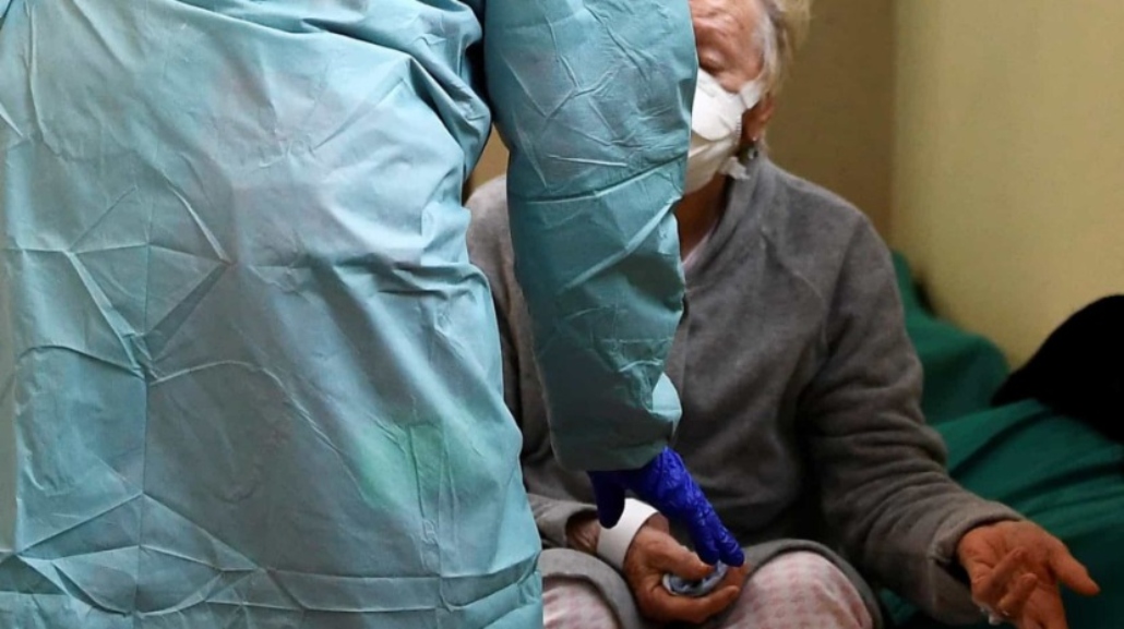 Medidas extraordinárias não reduzem contaminação de idosos por coronavírus em Portugal