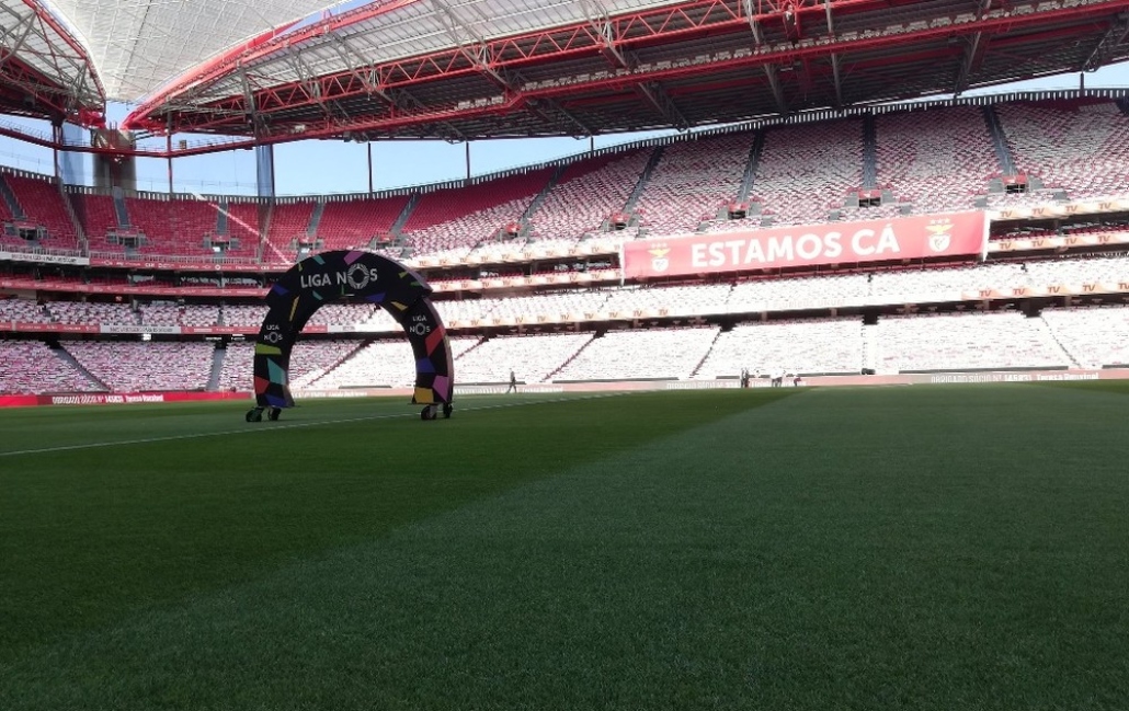 Fases finais da Liga dos Campeões serão em Lisboa, diz jornal