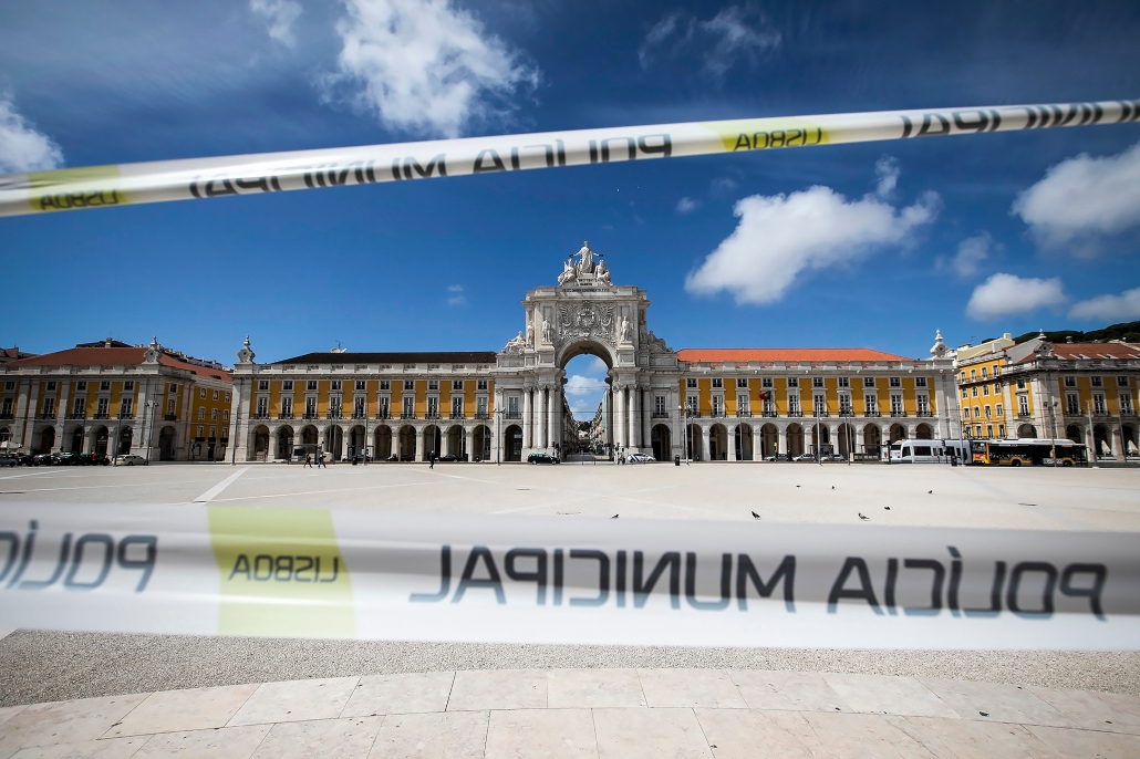De modelo na pandemia, Portugal é descriminado por vizinhos europeus
