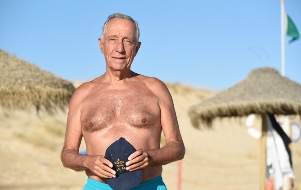 Presidente de Portugal, “rei dos selfies e da empatia”, é exceção em época de desconfiança nos políticos…